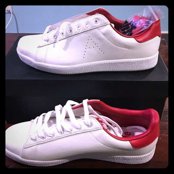 adidas Other - ALIFE - INDOOR LOW LEATHER - sz. 11 - White / Red
